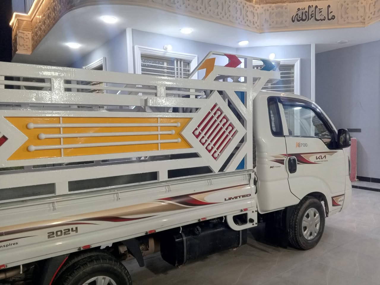 السلام عليكم كية للبيع معروضة 130 بيهة مجال تفاصيل السيارة موجودة بل فيديو بكان  اديالى للتواصل ***********
