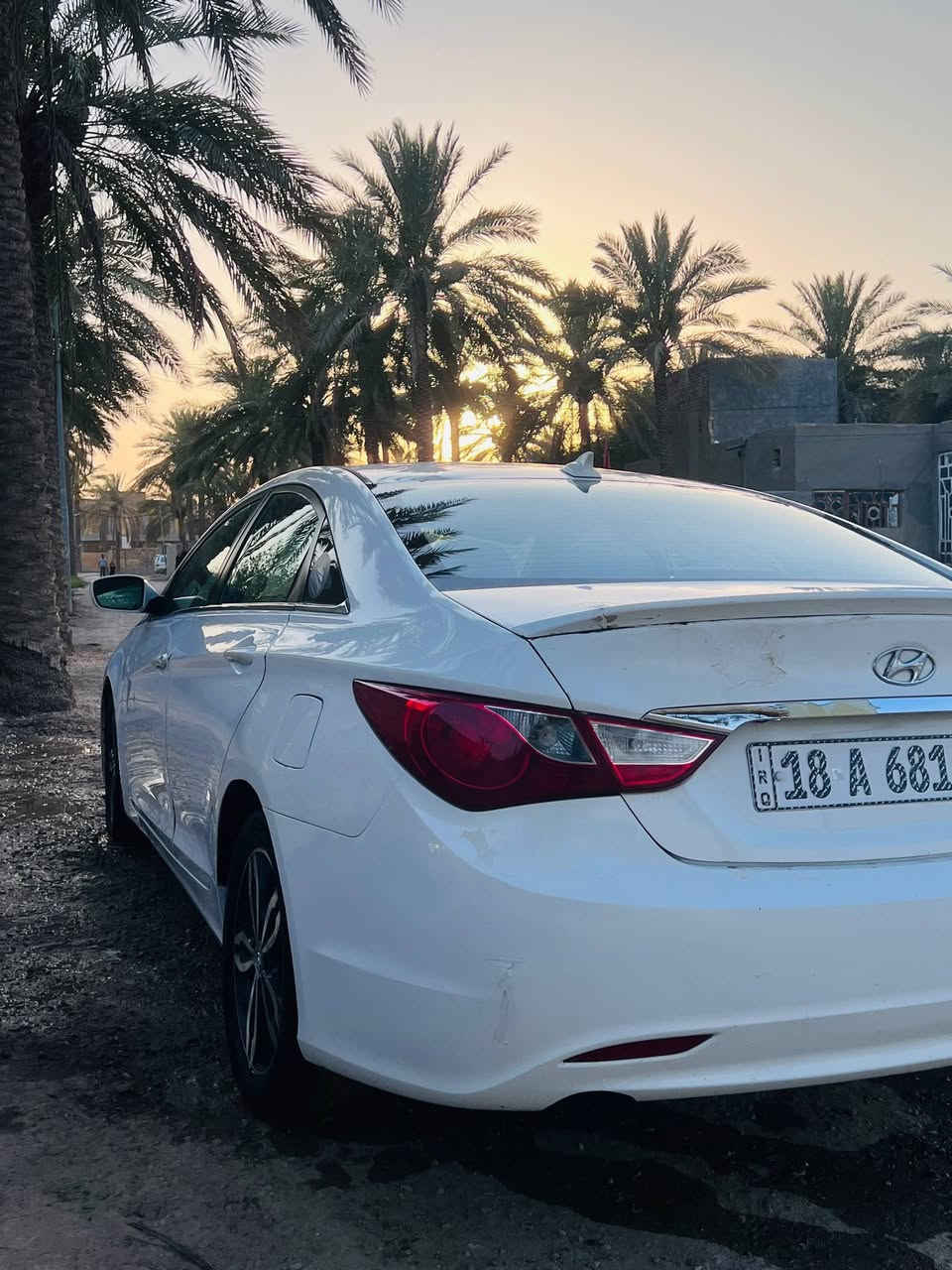 السلام عليكم ورحمة الله 
سوناتا 13 امريكي اليبر واحد 
بابل دولي مكيه 2400 تبريد ثلج حديد تخم السياره وضع شركه قطعتين صبغ بدون دواخل بدون تبديل 
السعر 92وبيه مجال بابل القاسم 
***********//***********
