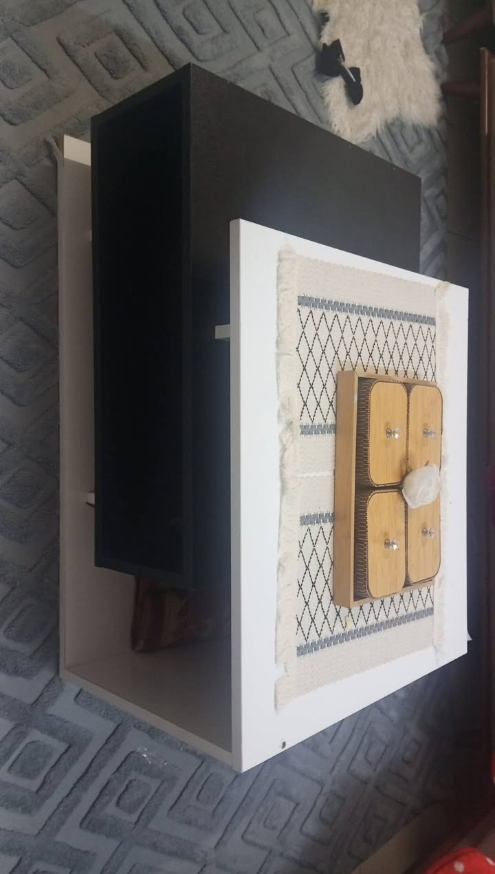 غراض للبيع مستعجله عليهم
طبله وسطيه 40
جربايه اطفال 25وياها دوشك 
ميز طعام بدون كراسي 15مابي اي ضرر


**إذا كنت صاحب هذا الإعلان وتريد حذفه لأي سبب، رجاءا أرسل رسالة إلى الدعم الفني**