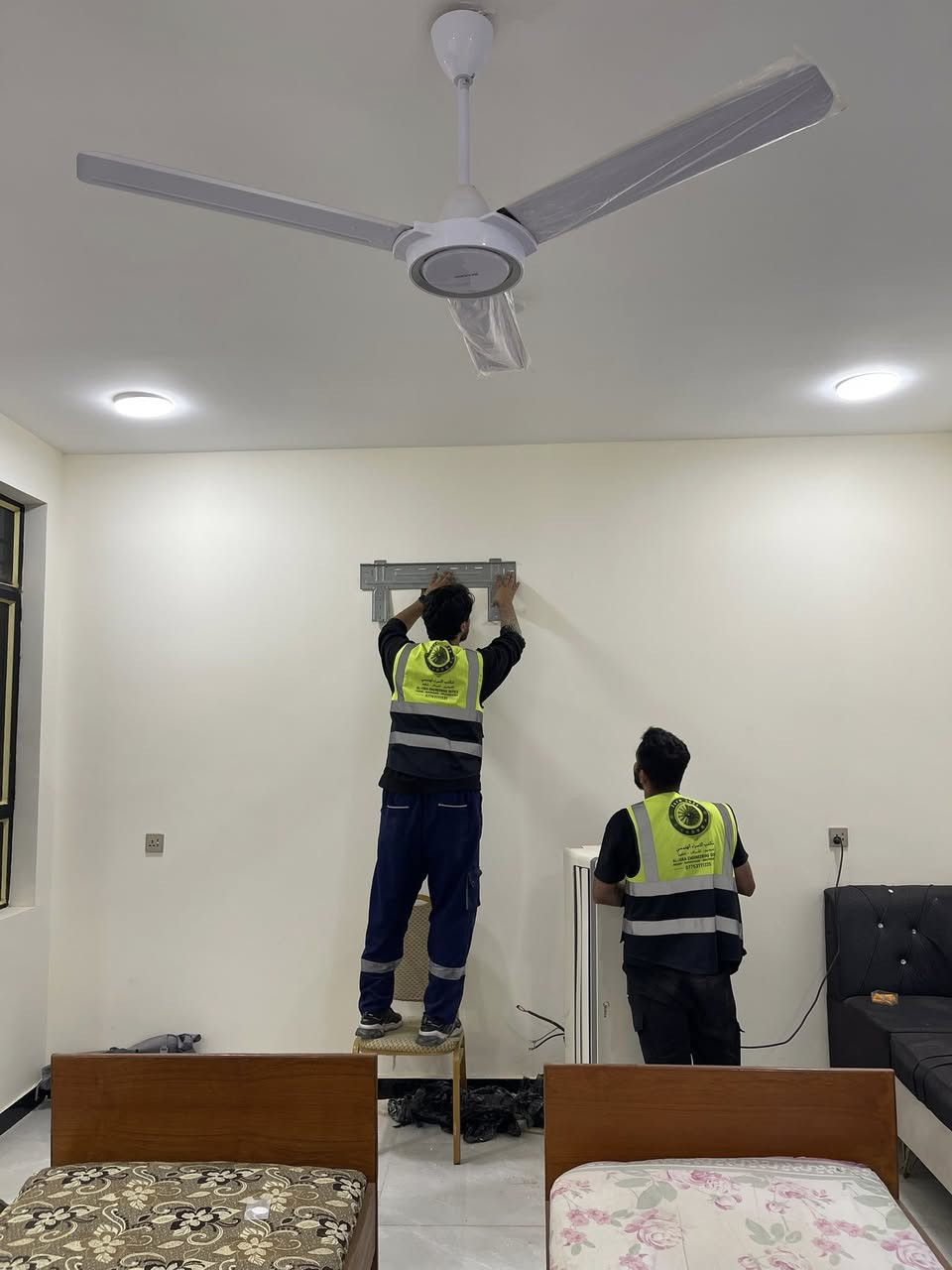 السلام عليكم مكتب هندسي مستعدين تركيب سبالت وصيانه الموقعيه وتنظيف الموقعي الاستفسار
عبر صفحتنا على مواقع التواصل الاجتماعي او عبر الهاتف 
***********
