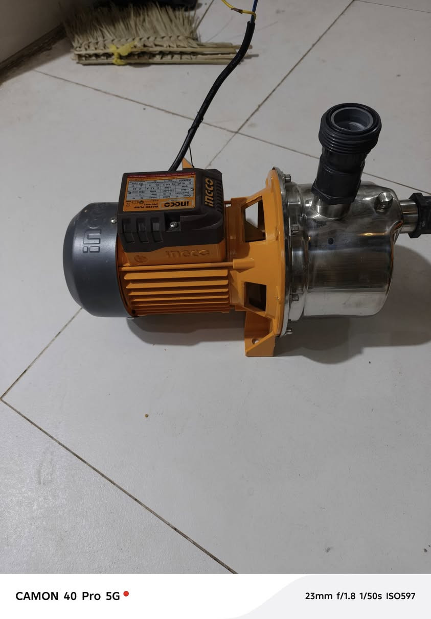 سلام عليكم شباب مواطير واحد سل ستيل واحد عادي لبيع السعر خاص ***********
