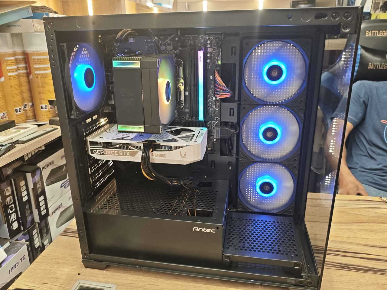Ryzen 5 7600
Rtx 5060 zotac w
Ram 16 6400 cl32
M. B b650 gigabit 4slot ram
NVME 1tb wd Gin4 5000
P.s 750w Bronse
Case antec 4 fan
COLER digital بغداد, العراق


**إذا كنت صاحب هذا الإعلان وتريد حذفه لأي سبب، رجاءا أرسل رسالة إلى الدعم الفني**