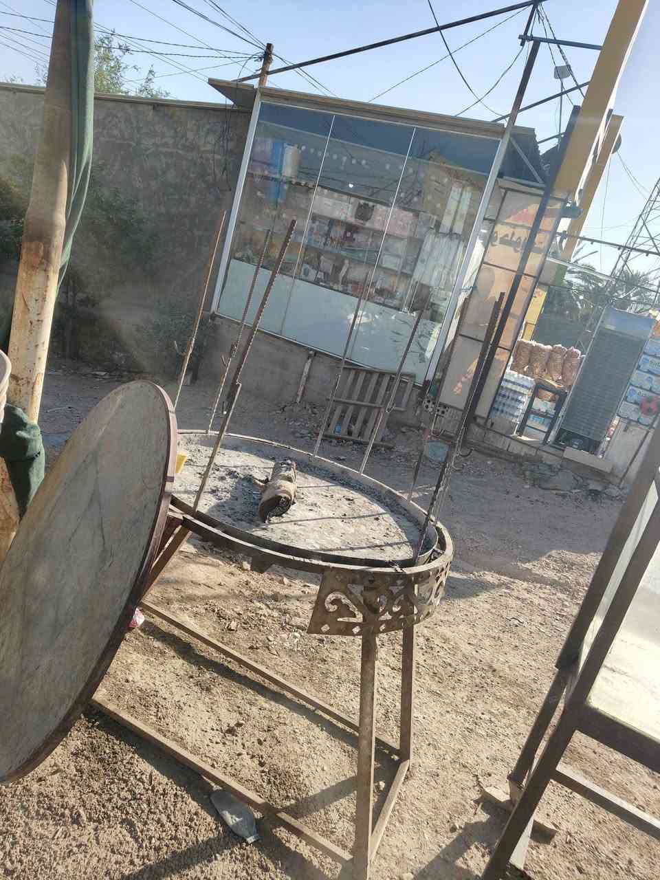 غراض سمج شوي للبيع 
حوض جام 10 ملم 
شوايتين دائري ومستطيل 
مع 10 طباقيات 
للاستفسار الاتصال على الرقم 
*********** 
واتساب او اتصال
