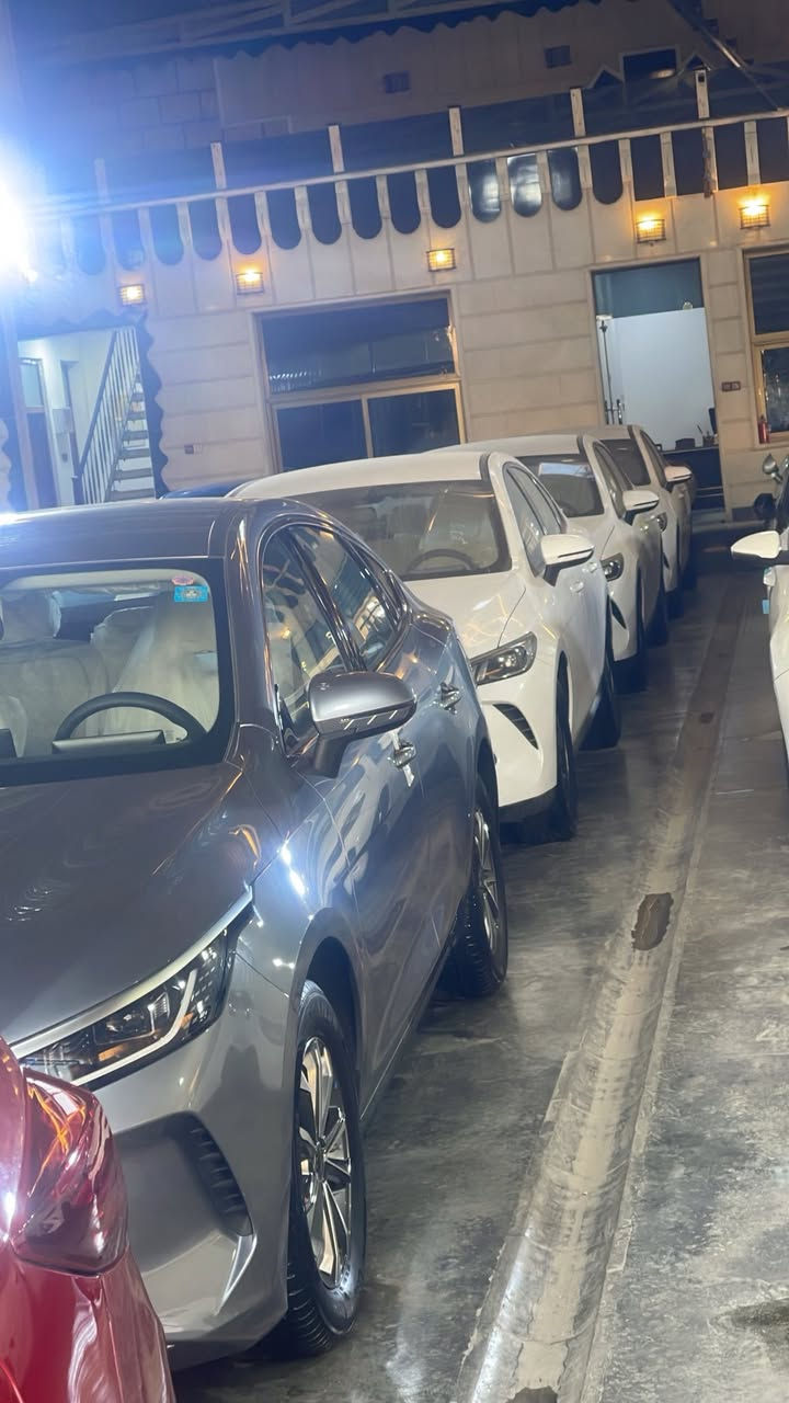 متوفر بيع بنظام الاقساط
استلام فوري بدون كفيل مقدمه 10 ملاين 
*********** 
العنوان بغداد البياع معرض الشيخ
