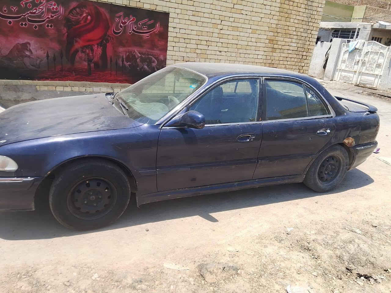 سلام عليكم سوناته تو موديل 95 بغداد بسمي كير محرك  نضيف تايرات جديد باتري جديد سنويه قبل يومين *********** رقم صاحب سياره مكلف بل نشر
