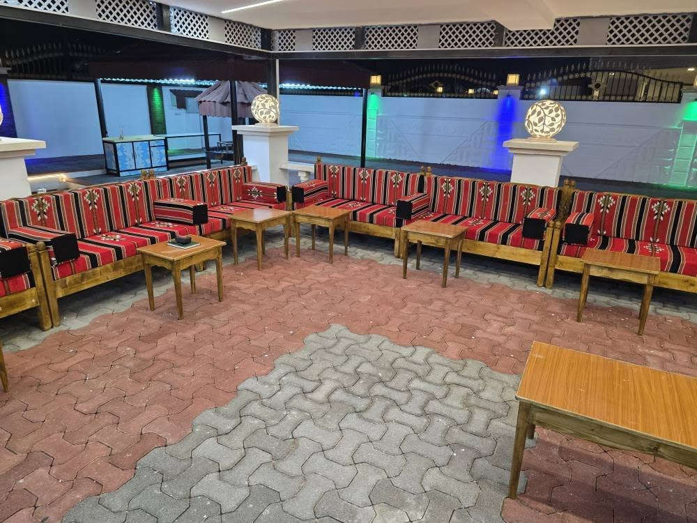 شغلنا وتصميمنا ونجارتنا ودوشمتنا قنفات خشب جام ابيض روسي مع الجلسات العربية واللولات والطبلات شاهدونا وتابعونا عبر صفحتنا على الفيسبوك بفرعينا في محافظة ديالى بعقوبة و خانقين مع توفر التوصيل لكل #العراق خناقين, ديالى


**إذا كنت صاحب هذا الإعلان وتريد حذفه لأي سبب، رجاءا أرسل رسالة إلى الدعم الفني**