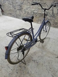 بيسكل للبيع نضيف السعر 120 07764563548