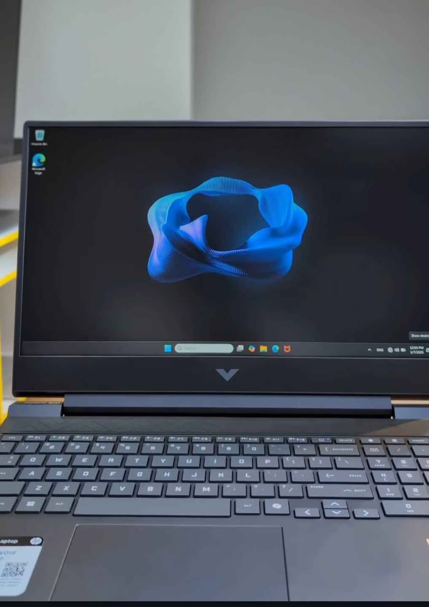 ‎HP VICTUS 15  لابتوب كيمنك 


مستعمل قليل جدا الجهاز بحالة جيدة و نظيف 

INTEL CORE i5 13420H 8C-12T‎ Colombo, Sri Lanka


**إذا كنت صاحب هذا الإعلان وتريد حذفه لأي سبب، رجاءا أرسل رسالة إلى الدعم الفني**