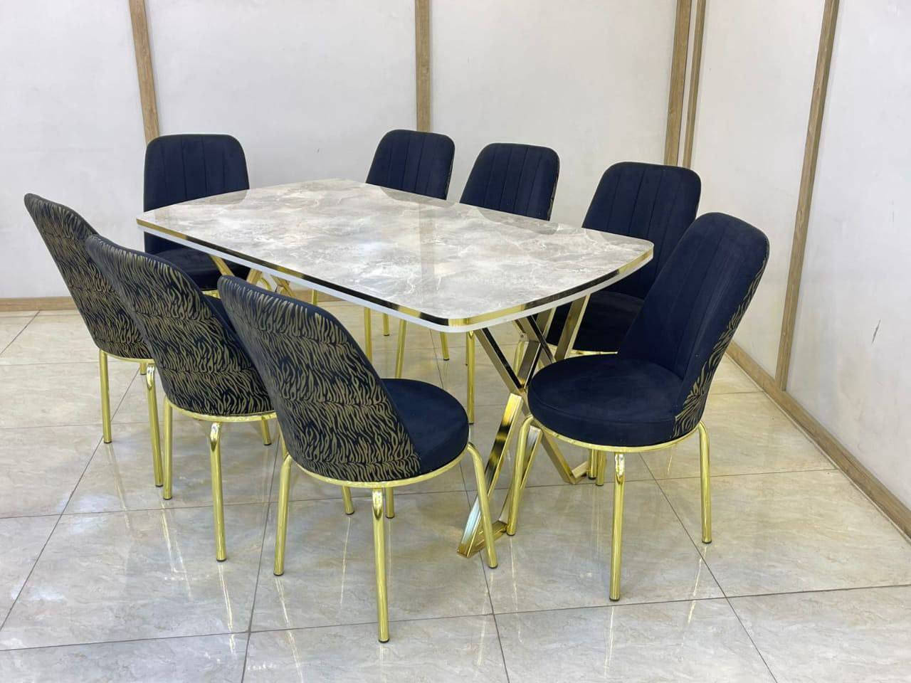 ميز طعام لون اسود رصاصي ابيض
6 كرسي 
8 كرسي  
يتوفر توصيل لجميع محافظات العراق


**إذا كنت صاحب هذا الإعلان وتريد حذفه لأي سبب، رجاءا أرسل رسالة إلى الدعم الفني**