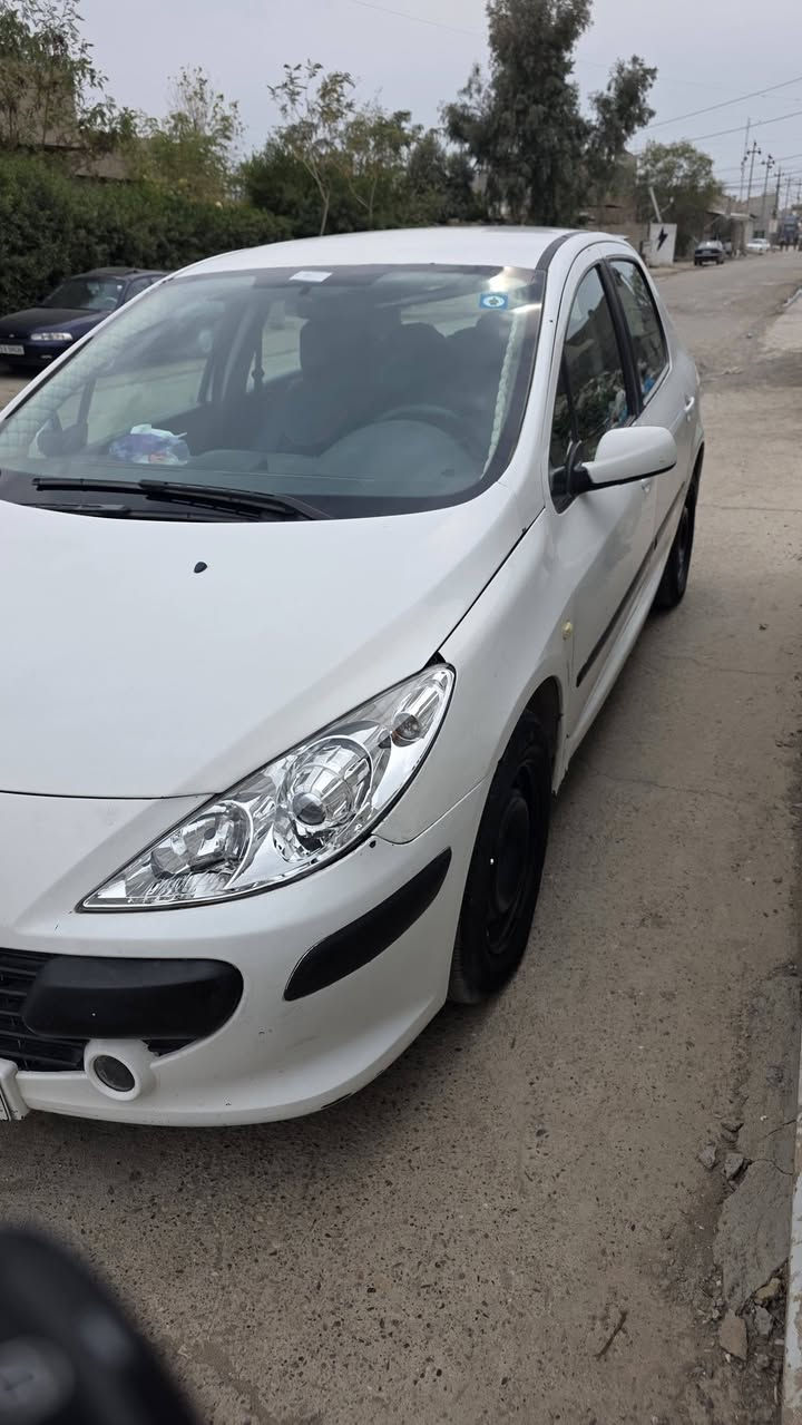 السلام عليكم
بيجو فرنسي 307 موديل 2006
رقم كركوك انكليزي 
سنوية جديدة ل 2030
كير محرك شرط
صدر جديد 
تايرات جديدة 
كوبون بنزين بيهه
مكاني كركوك 

السعر 52

***********
