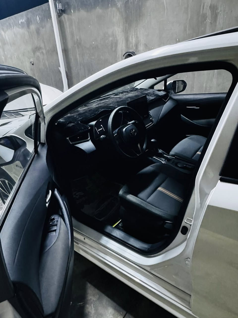 السلام عليكم من رخصه الادمن
كورلا 2025  رقم اربيل 
شكل الامريكي هايبرد 
سياره فول مواصفات 
بصمه قطعتين تبريد شاشه كامره 
فتحه 
ويل كب
مكانها كربلاء
السعر 148 وبيها مجال
***********
