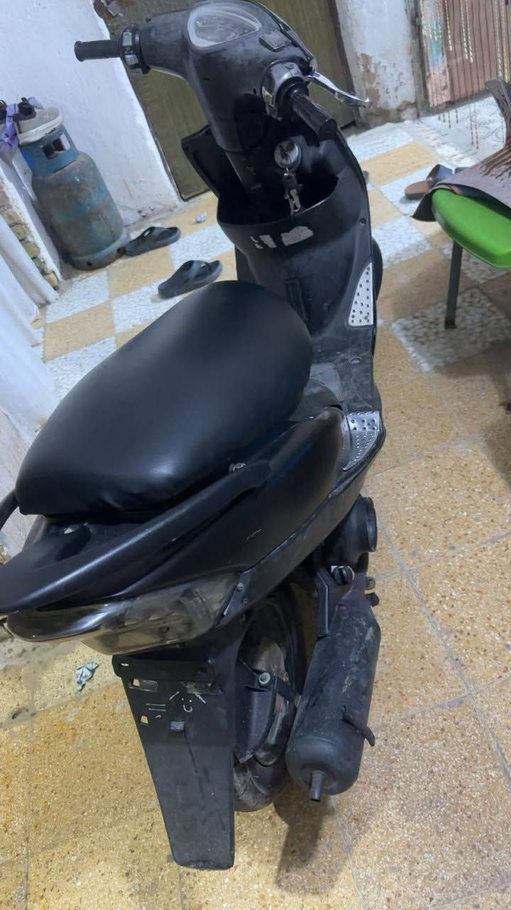 سلام عليكم دراجه ماكس للبيع أوراق كله بلاد مبدل بيهة بس بستم مكاني عماره استفسار *********** واتساب
