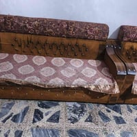 تخم • كنب