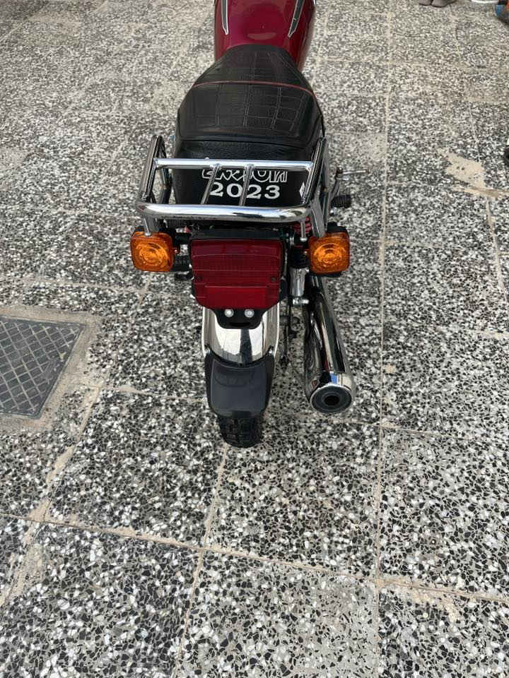 السلام عليكم
دراجة ارشا للبيع اصولي اوراقها كاملة 
موديل 21 طالعة بسنه 23
الدراجة ما ناقصها حته برغي 
ستوني صارف عليها ومكملها على آخر حبايه 

السعر 700 الف وبيها مجال 
للاستفسار : ***********
