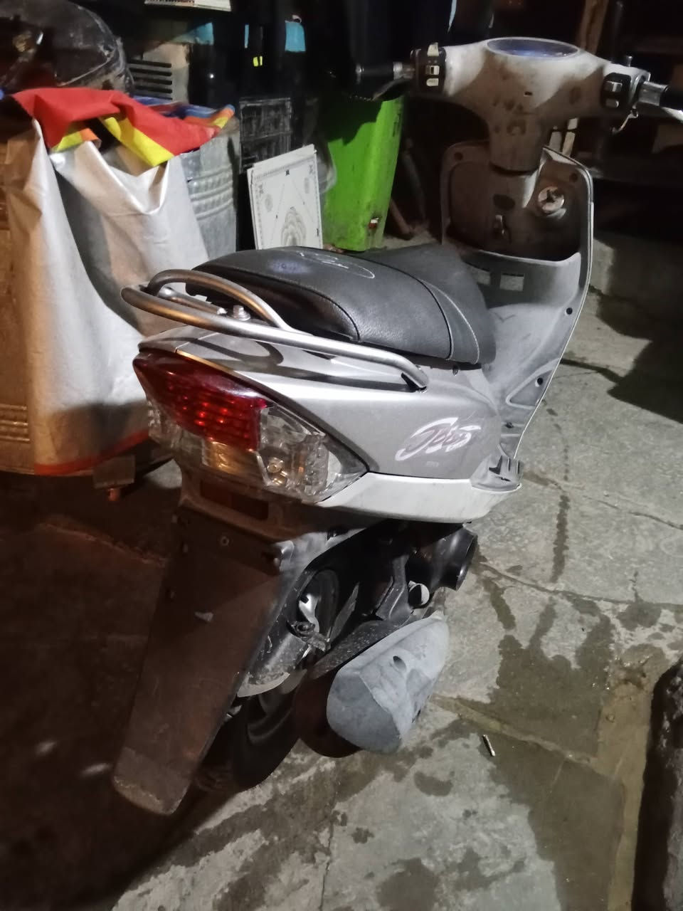 السلام عليكم شباب دراجة ماكس منغولي كفالة عامة كلهه ابلادية وكلهة شغالة كابريتر سلف  ابلاديات كفرات كلهه ختم وية المكينة وكهربايات كلهن شغالات شلعة ومعدل ونعومة تأكل الكاع اكل جديدة بمعنة الكلمة العنوان بغداد باب المعضم ولا ستفسار ***********
