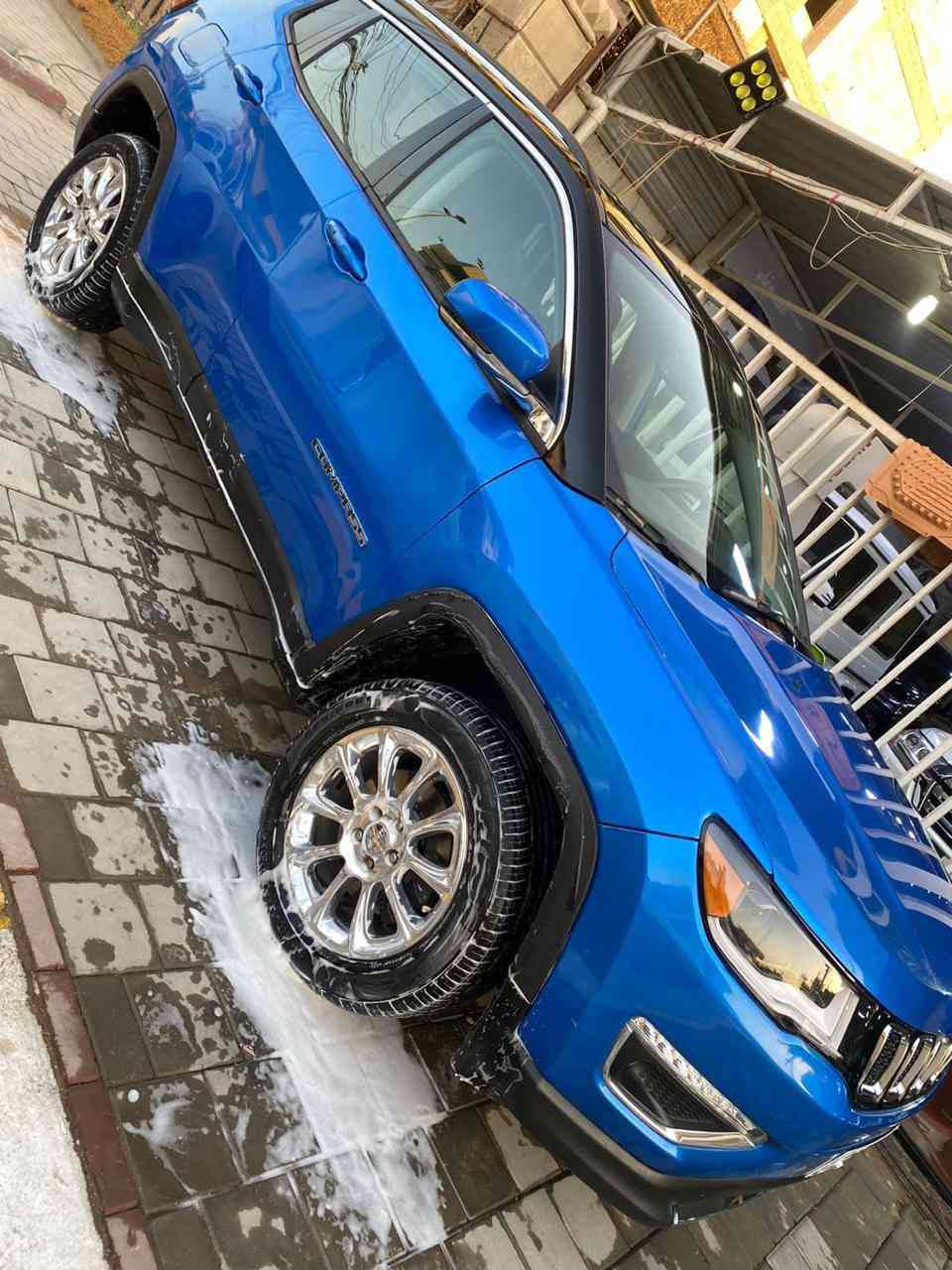 جيب كومباس موديل ٢٠٢١ كامل مواصفات عدى الفتحة لمتد حادثها كما موضح بالصورة جاملغات ثنين و الشراي اتصل على هذا الرقم 
***********
