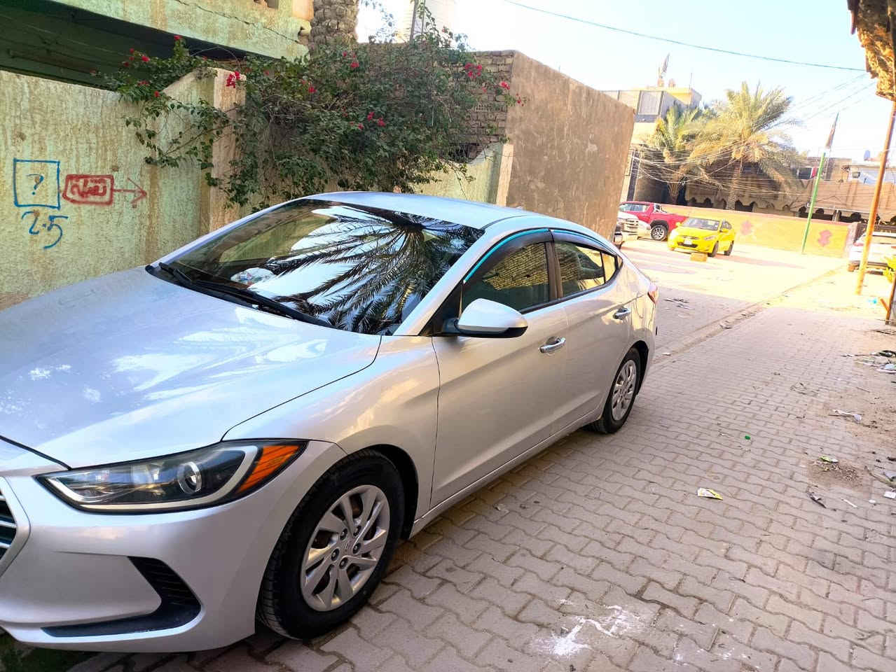 محرك ٢٠٠٠ دوش كير AT  مكفولات من كلشي 

بيها صبغ ٧ قطع اني ابيع. حزام بس هية مو حزام 

مشدود عليها منضومة غاز اصلية  ايطالية لاندي رينزو   بل مختصر فول اقتصاديات 😁

رقم جديد سنوية جديدة هزة بعد. شهر. وتسقط 

بسم. جاري شرط التحويل سيارة. جاهزة من تبريد حدادية. وكهربائيات وكلشي. ما بيها نقص ولو برغي. صور الحادث. مرفقة بل صور. وسونار. جديد كذالك. هم وي الصور 

السعر ١٠٧ وبيها مجال. 

بل عافية على الي ياخذها. 

 اخوان. هاي كل تفاصيلها. وكلشي واضح ومبين مكاني كربلاء الحر 

***********.
