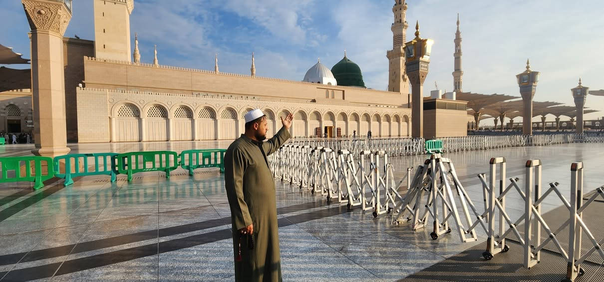 🧿 ﷽ 🧿
#تعلن_حملة_الضامن_لزيارة_العتبات_المقدسه
 عن برنامج  العـمـرة المفرده🕋🕋🕌
 
( العمرة براً بباصات حديثه🚎🚎
العمره بعمرتين رجبيه شعبانيه تاريخ الرحله 16 / 1
💵 سعر النفر 850 الف البرنامج يشمل👇👇
⛔✨✨ ثلاث وجبات طعام🌮🥯✨ 
🔴~النقل في باصات حديثه ومكيفه🚎
🔴~السكن في المدينه المنوره  ليلتان في منطقة 
🛑~ المركزيه قريب على مقبرة البقيع
🛑~السكن في مكه المكرمه 5 ليالي
🛑~في منطقه محبس الجن
⚫~نقل جماعي من الفندق إلى الحرم المكي مجاناً
⚫~مرشد ديني يرافق الحمله
⚫~تقديم هدايا حقيبه كتف مع احرام رجالي /نسائي
⛔✓~السكن رباعي وخماسي👩‍👩‍👧‍👦👨‍👩‍👧‍👧
🌟🌟🌟🌟🌟🌟🌟🌟
👈👈الــعــنــوان : 👇👇
بابل - الحمزه الغربي
للاستفسار الاتصال على الارقام التالية 
***********☎️***********
