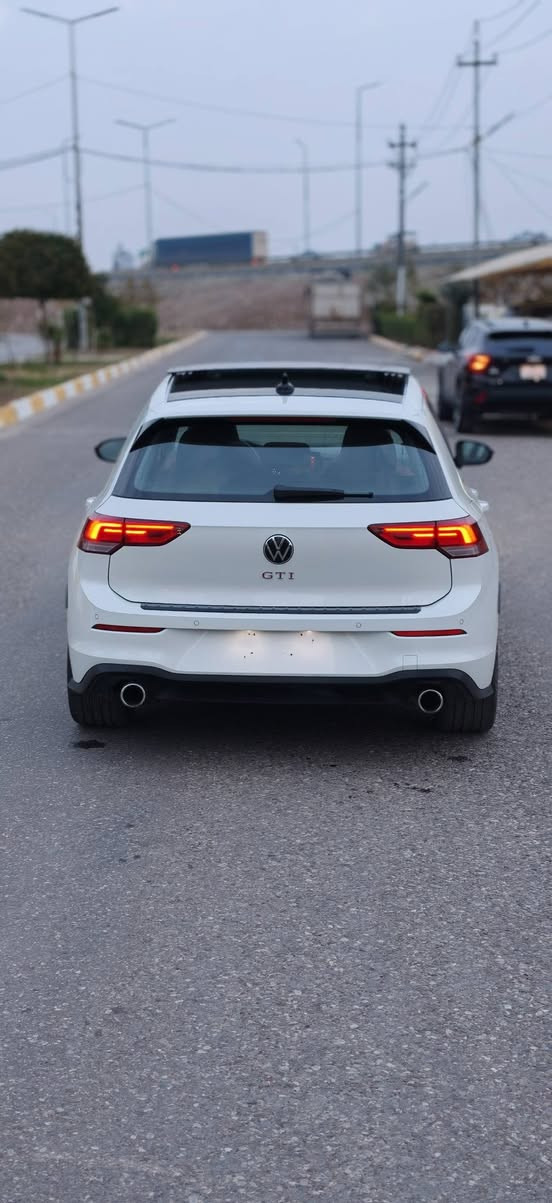 � Volkswagen Golf GTI 40th anniversary 2024 manual transmission 
بسم الله الرحمن الرحيم

WVWSA7CD6RW234084

⚡⚡بدون صبغ ⚡⚡

بدون رقم تترقم شمالي 

سعة المحرك:-   Turbo 2.0 V4

المسافة المقطوعه :10000 mi  

اللون :- أبيض  

الموديل:- 2024

الاضافات#👇👇

 شاشه كبيره 

فرش مخمل

تحكم سرعه

تحكم مسجل 

ويل 19

تشغيل عن بعد 

كراسي مدفيه

رادار امامي 

هاد بريك كهرباء 

بصمه

كشاف

حساس تجاوز

شفتات كير سبورت 

🚘🚘  حادث السياره دعامية امامية فقط السيارة بدون صبغ🚘🚘 

السعر 190 ورقة وبيها مجال بسيط

-  او الاتصال على الرقم التألي

 Messenger _ WhatsApp _ IMO  _Viber

 ***********-*********** أربيل, العراق
