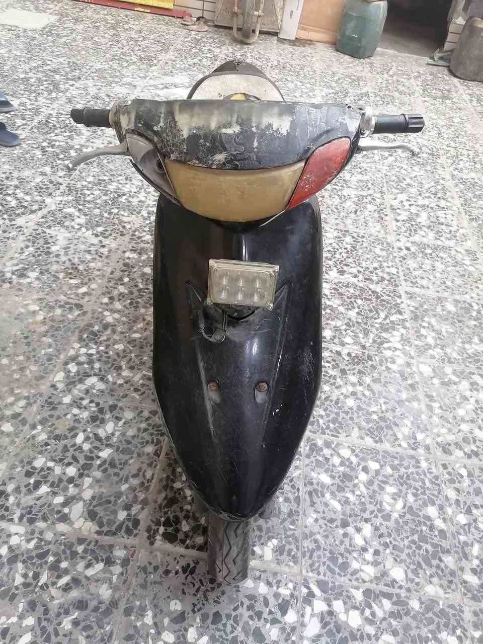 السلام عليكم دراجه عصفوريه دراجه ما جاي يوصل الكابريته بنزين بيع كوم حديد تايرات جدد باتري جدد كهربائي شغاله لايت لد مكينته ناعمه كلش سعره 85بيه مجال
مكاني البصره القبله حي القائم 
رقمي ***********
