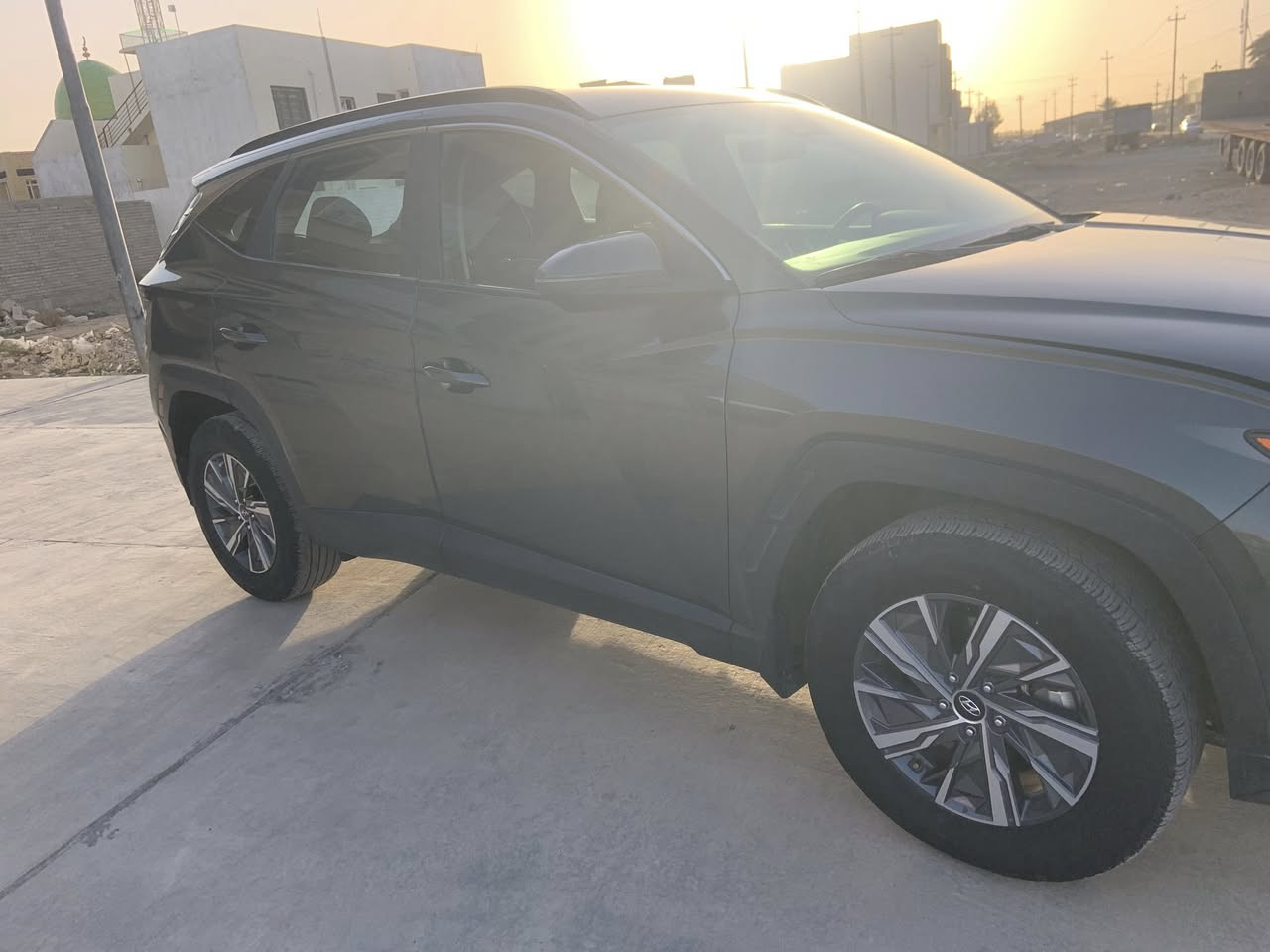 السلام عليكم توسان موديل 2022 ماشيه 20الف السياره بيها بس البنيد فقط مبدل السياره جديده السعر 175 وبيها مجال للطيبين الاتصال عل رقم ***********
