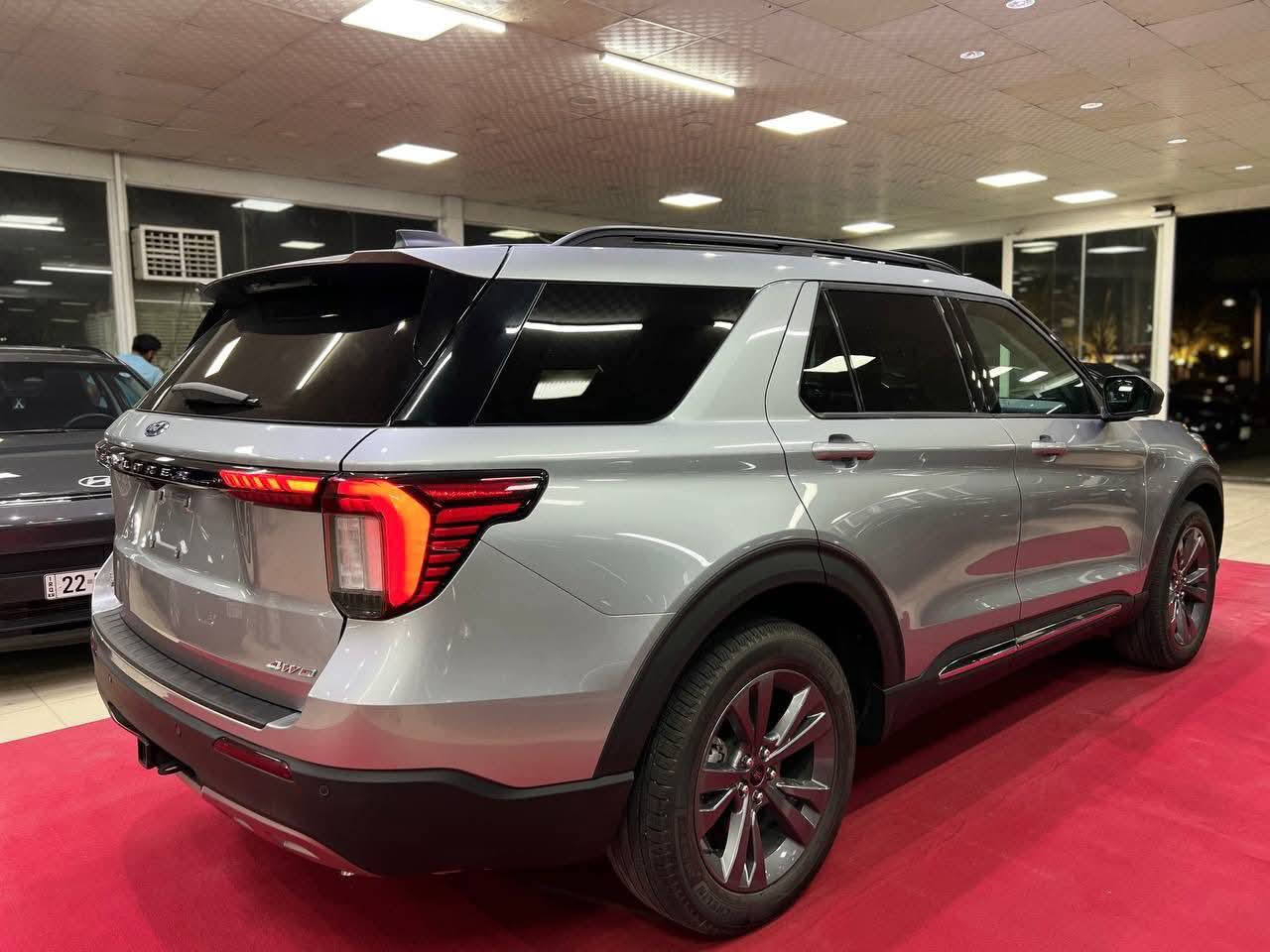 𝐅𝐎𝐑𝐃 𝐄𝐗𝐏𝐋𝐎𝐄𝐑  𝟐𝟎𝟐5للبيع او المراوس                 
عداد المسافة : 6 الف كم زيرو شركه

حجم المحرك : 2.3L TURBO (4.سلندر)

اللون سلفر 

السيارة فول مواصفات عدا الفتحه

السياره ...بدون رقم...تترقم جميع المحافظات عدا الشماليه

دفع 4*4 رباعي اكسن

ملاحظة السيارة ... السيارة بدون اي صبغ عدا يوجد سحب في مقدمه البنيد 10سم وجانب والجاملغ الامامي جهة الراكب 10سم سحب فقط كما موضح بالسونار وموشر

ارباك سستم شركه راجع

كشنات جلد اصلي ابلادي مطعم شامو بخيط احمر اصل

بصمة الابواب 5

بصمة تشغيل 

تشغيل عن بعد ,𝐑𝐄𝐌𝐎𝐓𝐄 𝐒𝐓𝐀𝐑𝐓

سيتم سماعات ,𝐁𝐀𝐍𝐆&𝐎𝐋𝐔𝐅𝐒𝐄𝐍

شاشة دشبول ديجيتال الحديثة

شاحن هاتف لاسلكي 

كاميرة خلفي

كير ماوس

شفتات كير استيرن 

هاند بريك بصمة

اوتو هولد ،𝐀𝐔𝐓𝐎 𝐇𝐎𝐋𝐃

اوتو ستارات،𝐀𝐔𝐓𝐎 𝐒𝐓𝐀𝐑𝐃

اوتو ستوب ,𝐀𝐔𝐓𝐎 𝐒𝐓𝐎𝐏

رادار امامي (تحديد مسار)

رادار جانبي  (نقاط عمياء)

رادار خلفي (التحذير من الاصطدام)

حساسات خلفي

نظام ,𝐄𝐂𝐎

نظام ,𝐍𝐎𝐑𝐌𝐀𝐋

نظام ,𝐒𝐏𝐎𝐑𝐓

نظام ,𝐓𝐎𝐖/𝐇𝐀𝐔𝐋

نظام ,𝐒𝐋𝐈𝐏𝐏𝐄𝐑𝐘

داخل ليد 𝐋𝐄𝐃

تحكم استيرن

استيرن كهربائي 

استيرن تدفئة 

كشنات جلد

كشنات الأمامية كهربائي 

كشنات الأمامية خزن+ميموري

كشنات الأمامية تدفئة وتبريد

صندوق شفط كهربائي 

لايتات ليد وعدسة زنون بلادي

بلوجكترات 𝐋𝐄𝐃 بلادي

بكلايتات 𝐋𝐄𝐃 بلادي

ويل كروم حجم 20

السيارة جديدة بوضع الشركة جديده بشكل
السعر ٢٧٥$ وبيه كل المجال
للاستفسار الاتصال بالرقم ***********

وات ساب... ماسنجر متواجد... ابو وسام الزريجاوي
