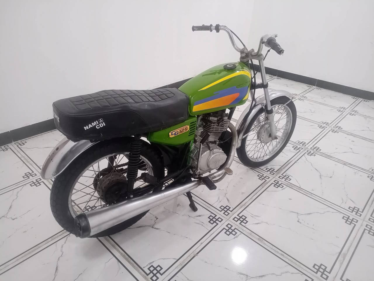 ادوات مكينه نامه شلعه تشك المكينه مكفوله من التنقيص والتبخير والدخنه دراجه نضيفه كلش مكفوله من البوكه سعر 400 بيهه مجال قليل ***********
