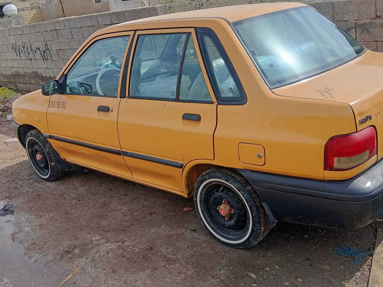 سلام عليكم سايبه موديل15 سياره كبل الشارع بيها محرك زيرو اني شاده سعرها41 والشراي يتصل بيها مجال قليل *********** هاذ رقمي ومكاني بغداد الشعب
