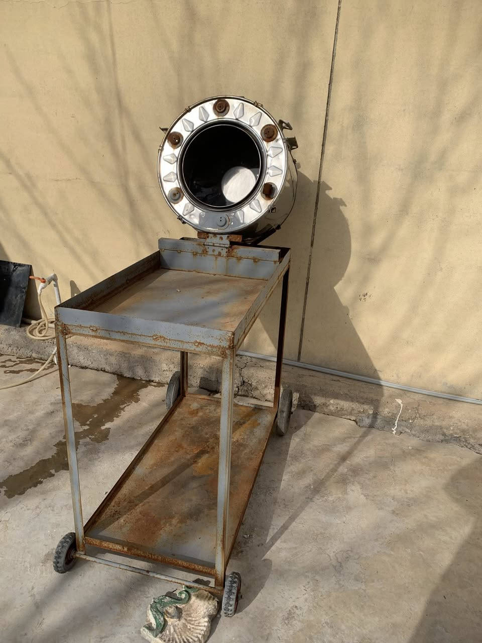 للبيع مكينة مال حب بس يرادلة صبغ شراي تعال خاص او اتصل ***********
