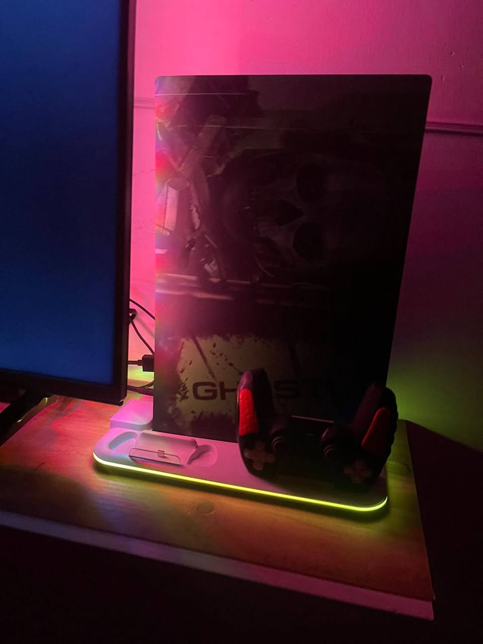 سلام عليكم بلي ستيشن 5 للبيع 

كامل ملحقات كارتون مع جوستك عدد ثنين اصلي مع ستاند RGB مع اقراص عدد ثنين مع كفر الجهاز الأصلي الأبيض مع اشتراك 3 اشهر بلاس الفاخر 🔥🔥🔥🔥 

عنوان الكمالية *********** للاستفسار
