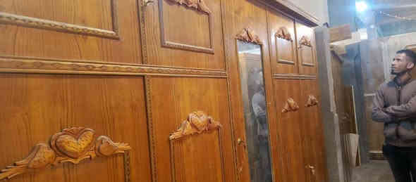 غرفه اخشاب جديده
للبيع مكان النجف عباسيه
السعر 750 الف هاتف ***********
