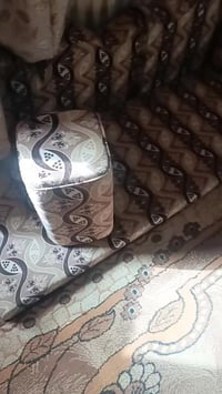 كنب ملكي • صالون