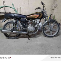 السعر 200 تجفيت جديد كابريتر جديده كلج جديد الدراجه اطير طير عنوان بغد...