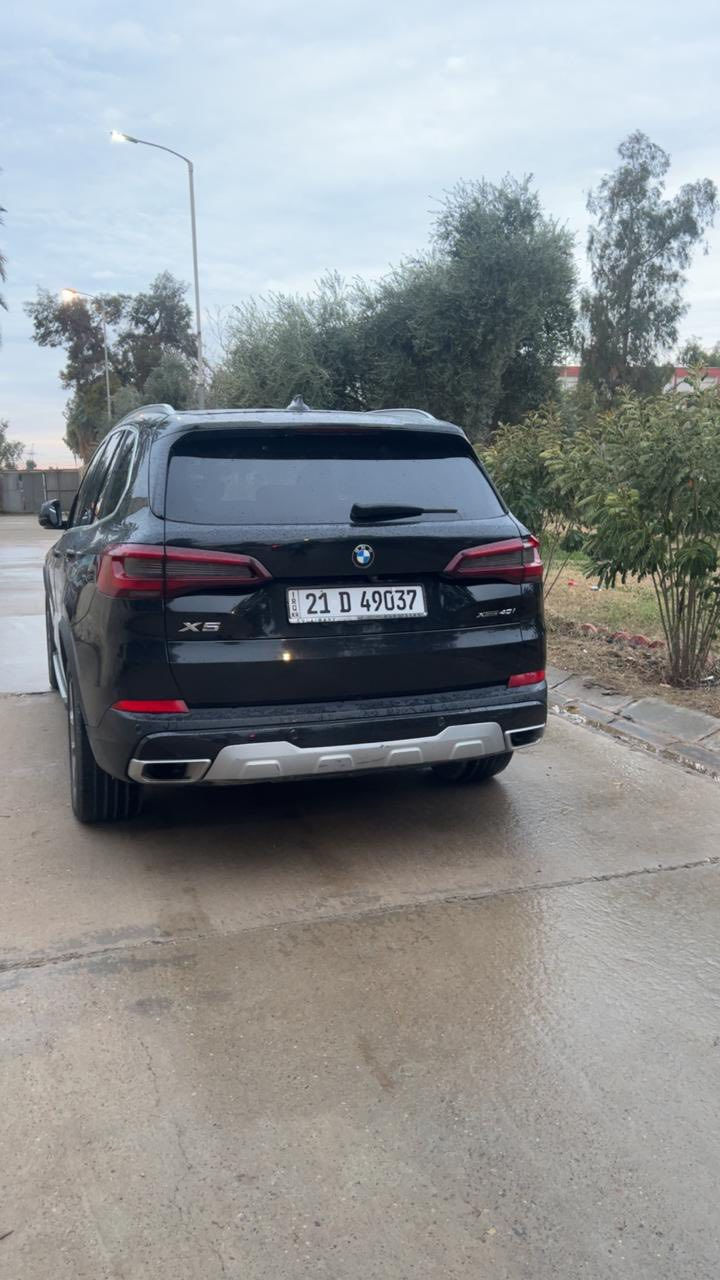 للبيع فقط X5 BMW وارد امريكي السيارة كلين موديل 2023 ماشية 54 الف ميل
ولكن بيهه كم رصعه حالوب
مكان السيارة كركوك 
السعر 40 الف دولار وبيها مجال شي بسيط 
السيارة رقم سليمانية 
للاتصال ***********
