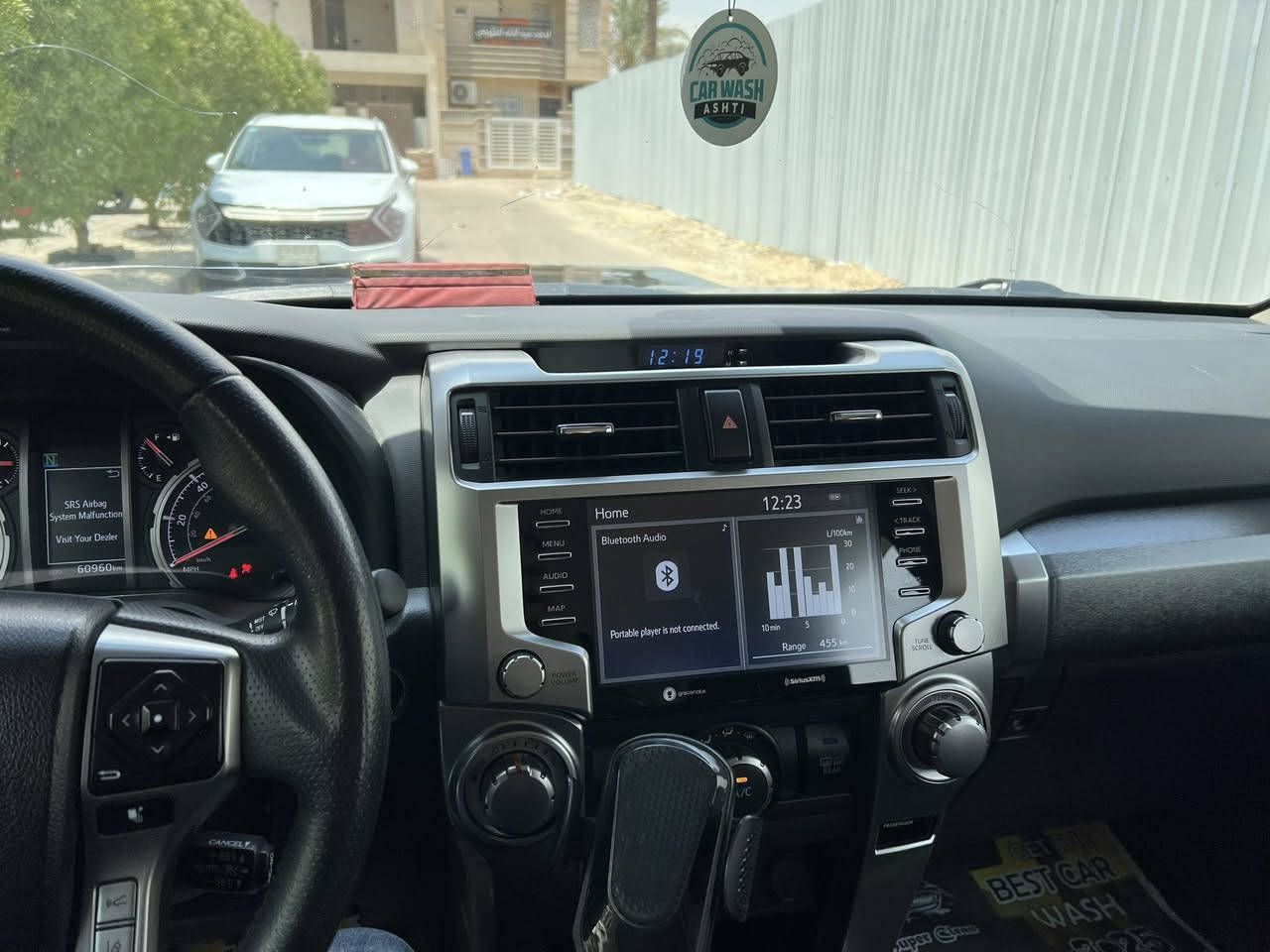 Toyota 4Runner TRD Sport – 2022

رقم بغداد – وارد أمريكي
(ضرر الجاملغ الخلفي موضح بالصور)

الماشي: 84 ألف كم فقط

الحالة:
جيدة جداً – بدون أي نقص – مغلفة PPF لحماية الطلاء

المواصفات:
• محرك 6 سلندر V6 سعة 4000 سي سي
• نظام دفع رباعي 4x4
• بصمة أبواب وتشغيل
• شاشة كبيرة + كاميرا 360
• كاميرا خلفية
• شاشات خلفية للركاب
• كاميرا تسجيل أمامية وخلفية
• داخلية لون أسود
• رادار أمامي وخلفي
• كشنات كهربائية مكسوة بالجلد
• مثبت سرعة
• تحكم من المقود
• إطارات حجم 20 إنش
• ويل كب + دواسات TRD
• 5 مقاعد

السعر: 31,500 دولار

الموقع: بغداد – زيونة
رقم الهاتف: ***********

