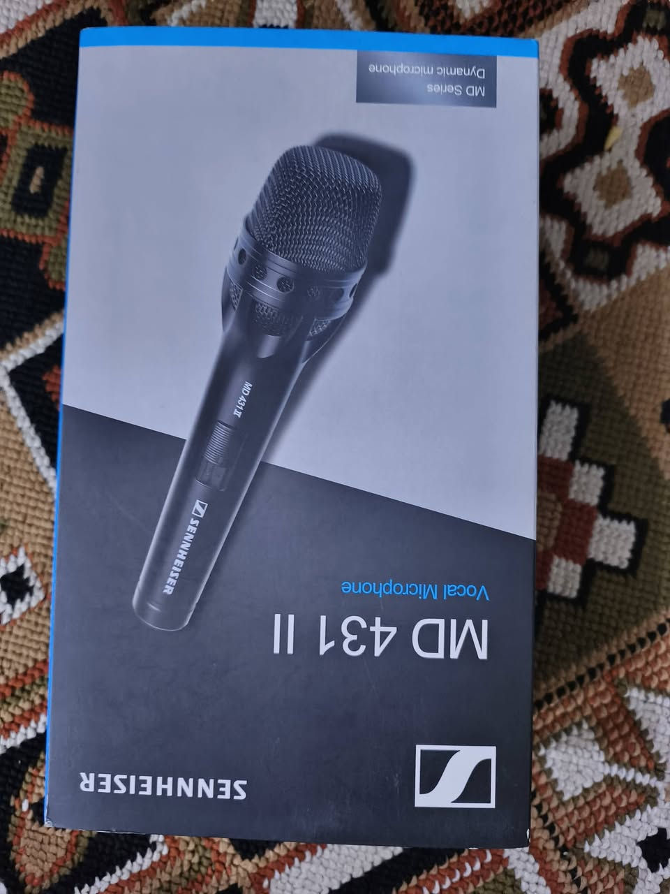 السلام عليكم خدام الحسين مايك سنهايزر
للبيع بلكارتون القطعه ب٧٠  ألف توصيل موجود
***********
