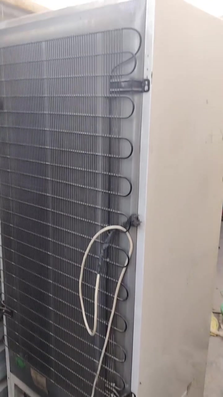 ثلاجه نضيفه للبيع حجم كبير بسعر مناسب شرط التجميد والشغل فول مادخله تصليح
شهداء السيديه شارع اجنانه
 تم خاص


**إذا كنت صاحب هذا الإعلان وتريد حذفه لأي سبب، رجاءا أرسل رسالة إلى الدعم الفني**