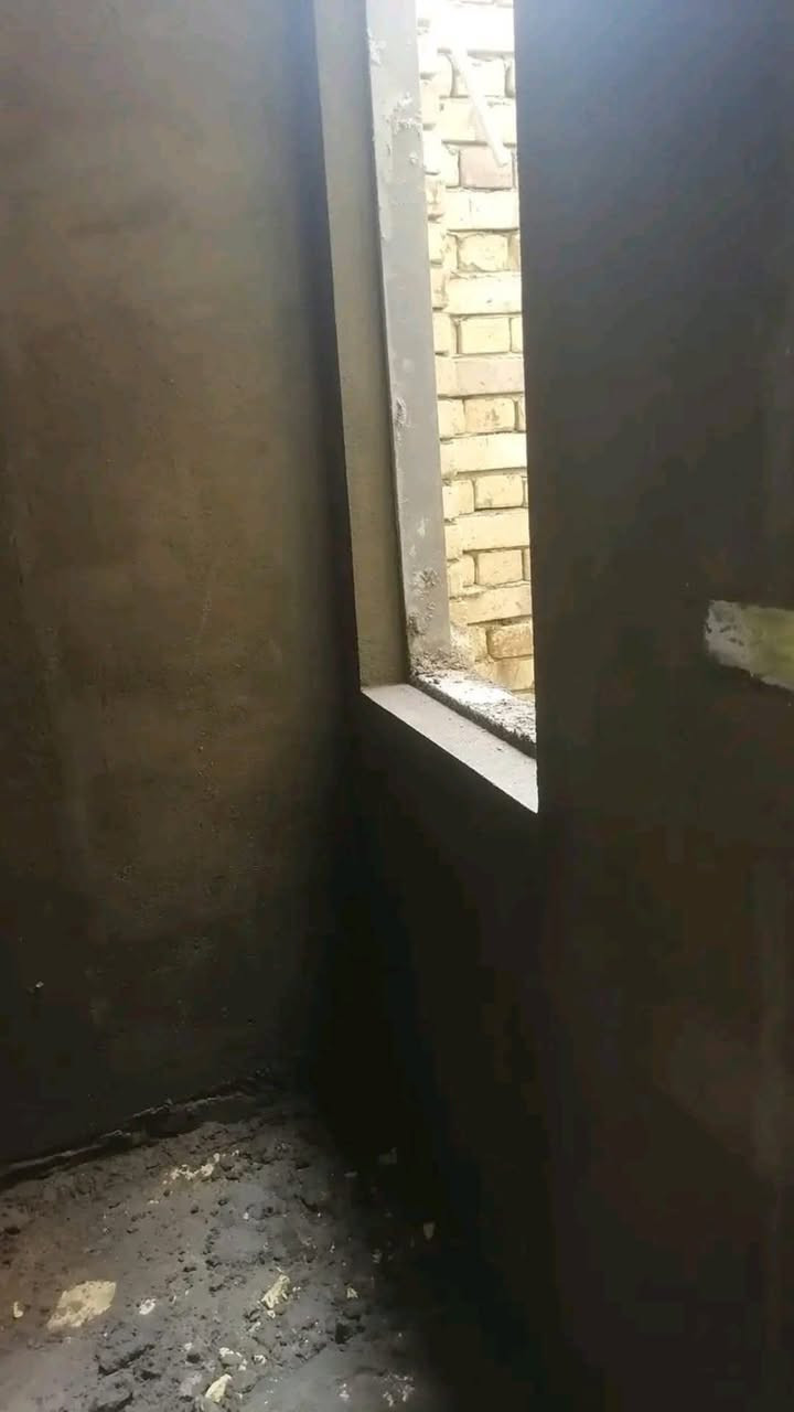 سلام عليكم  لبخ سمنت خشن سقل ناعم  تشميع  جص  جوده عاليا كادر مختص كل مايخص البخ    وبناء ممرات وسبتتنك  للحجز والاستفسار مراسلتي ع خاص او  الاتصال ***********
