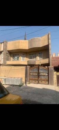 دار للبيع 180 متر طابقين ونص الحرية قرب جامع المهيمن استفسار 077596190...