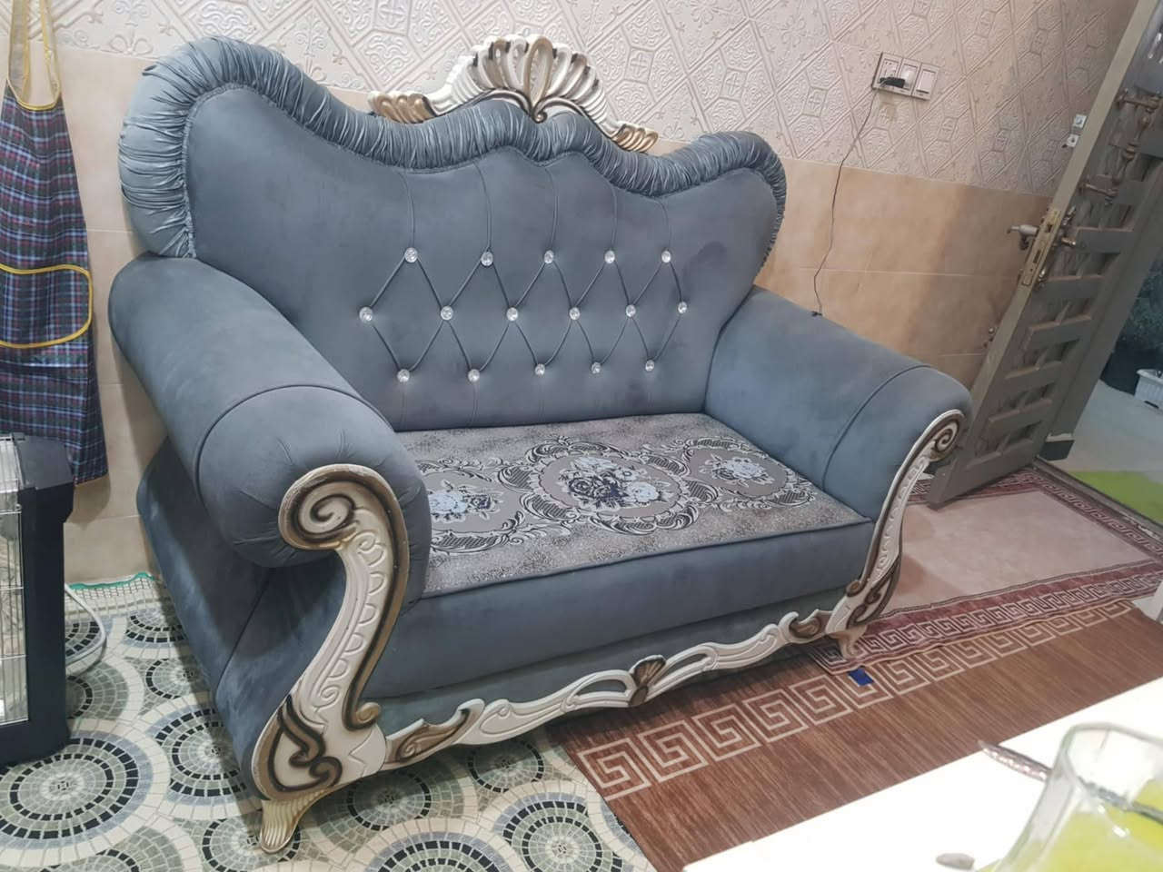 قنفة جديدة ممستخدمة درجة أولى ووزنها ثقيل
سعرها ١٢٥قفل


**إذا كنت صاحب هذا الإعلان وتريد حذفه لأي سبب، رجاءا أرسل رسالة إلى الدعم الفني**