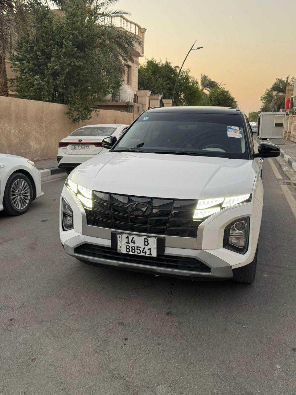 هونداي كريته 
مديل :24
لون :تو كلار اسود او ابيض 
موصفات: سياره فول بنرامه 
ماشه :22الف
سياره بيها بارد بل باب سابق او صف سايق 
السعر : 165
رقم :*********** البصرة, العراق
