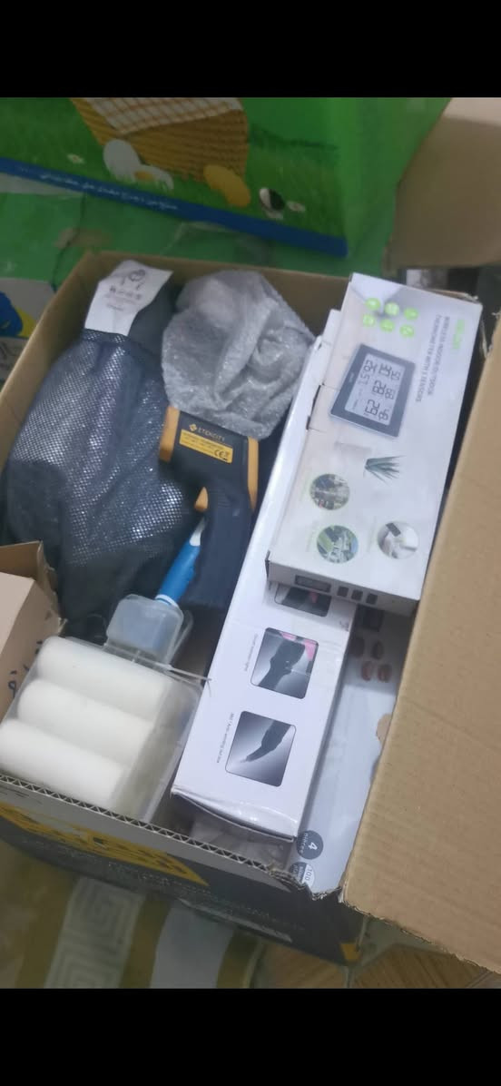 سلام عليكم
شلعه امزون كامله ١١ صندوك متنوع كهربائي الكتروني عدد شرط كله شغال ومابي ولاقطعه فحم او عاطل تصفيه مال محل هاي صورهن والي يحب يدخل خاص ادزله مقاطع الفديو مالتهن للحجز ع الوت ساب *********** او مراسله الصفحه
