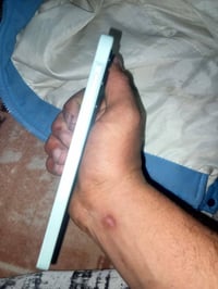 مبايل سامسونك A16 للبيع سعر 150 وبي مجال بس الشاشة بيهة فطور مماثرة عل...