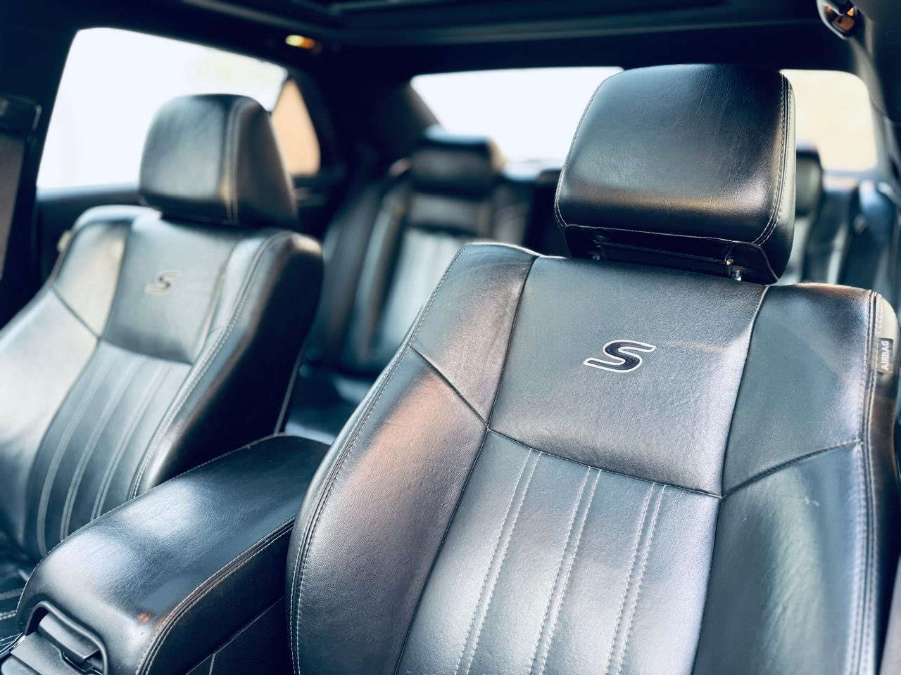 السلام عليكم اوباما S300 2018 فول مواصفات رقم دهوك هزة وسنوية وارقام جدد تحويل او وكالة
مواصفات //
V6
بانوراما
كشنات جلد
رادار جانبي
تحكمات
شاشة كبيرة
دمام
حساس امامي خلفي
ملاحظة / السيارة كلين تايتل بيها كلير جاملغين امامي بدون فتح بدون حادث تقريرها موجود 
 
الاستفسار ***********
