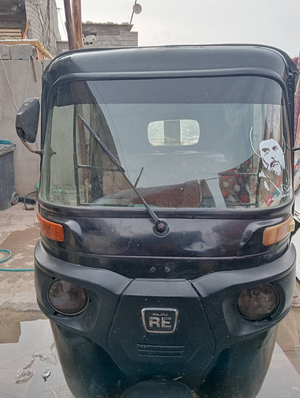 سلام وعليكم تكتك موديل 16بدايت 17اوراق كامله يردلهه ترتب السعر 3 وبيها مجال مكان  زعفرانيه ***********
