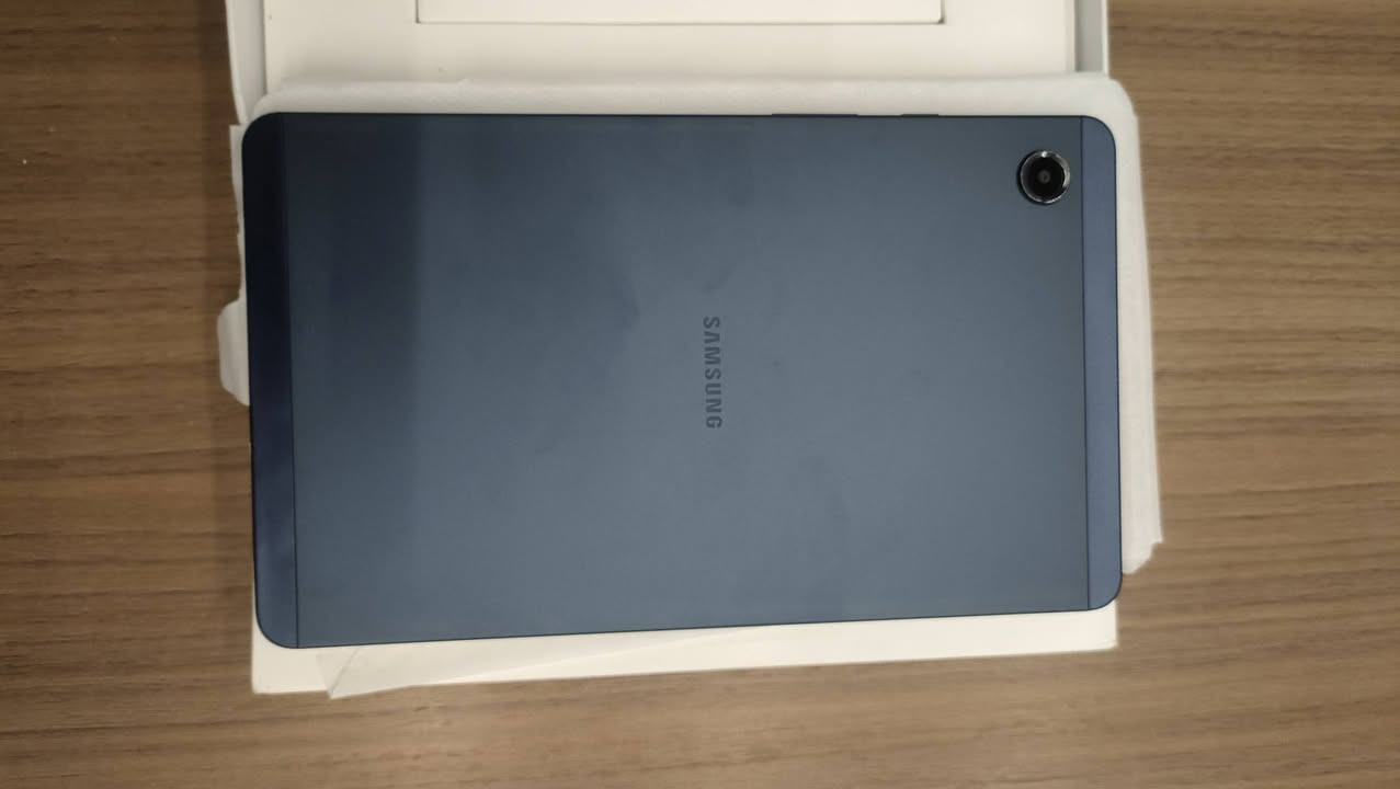 السلام عليكم 
تابلت Samsung a9 جديد ما مستعمل 
رام 4 ذاكرة 64
السعر 120 
متوفر توصيل


**إذا كنت صاحب هذا الإعلان وتريد حذفه لأي سبب، رجاءا أرسل رسالة إلى الدعم الفني**