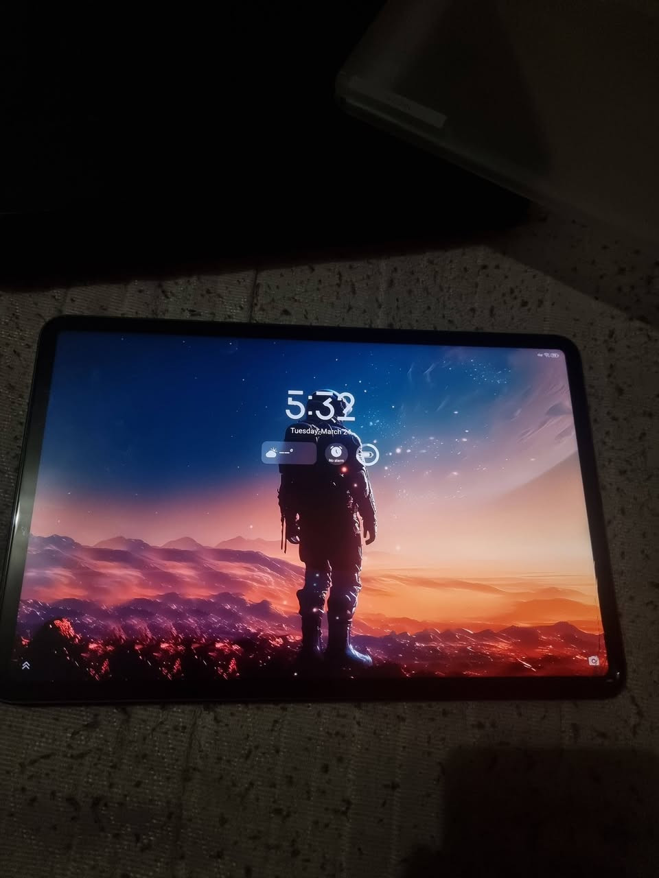 للبيع ب 650 الف
ريد  نوڤا 512GB RedMagic Nova. يشغل ببجي اقصى فريمات.

الضهر بي شخوط شوي والشاشة بيها كسر مثل ما موضح بالصور جوه بس ما مأثر على اللمس نهائياً 100%.

مكاني بغداد العطيفية الثانية.

توصيل متوفر.


**إذا كنت صاحب هذا الإعلان وتريد حذفه لأي سبب، رجاءا أرسل رسالة إلى الدعم الفني**