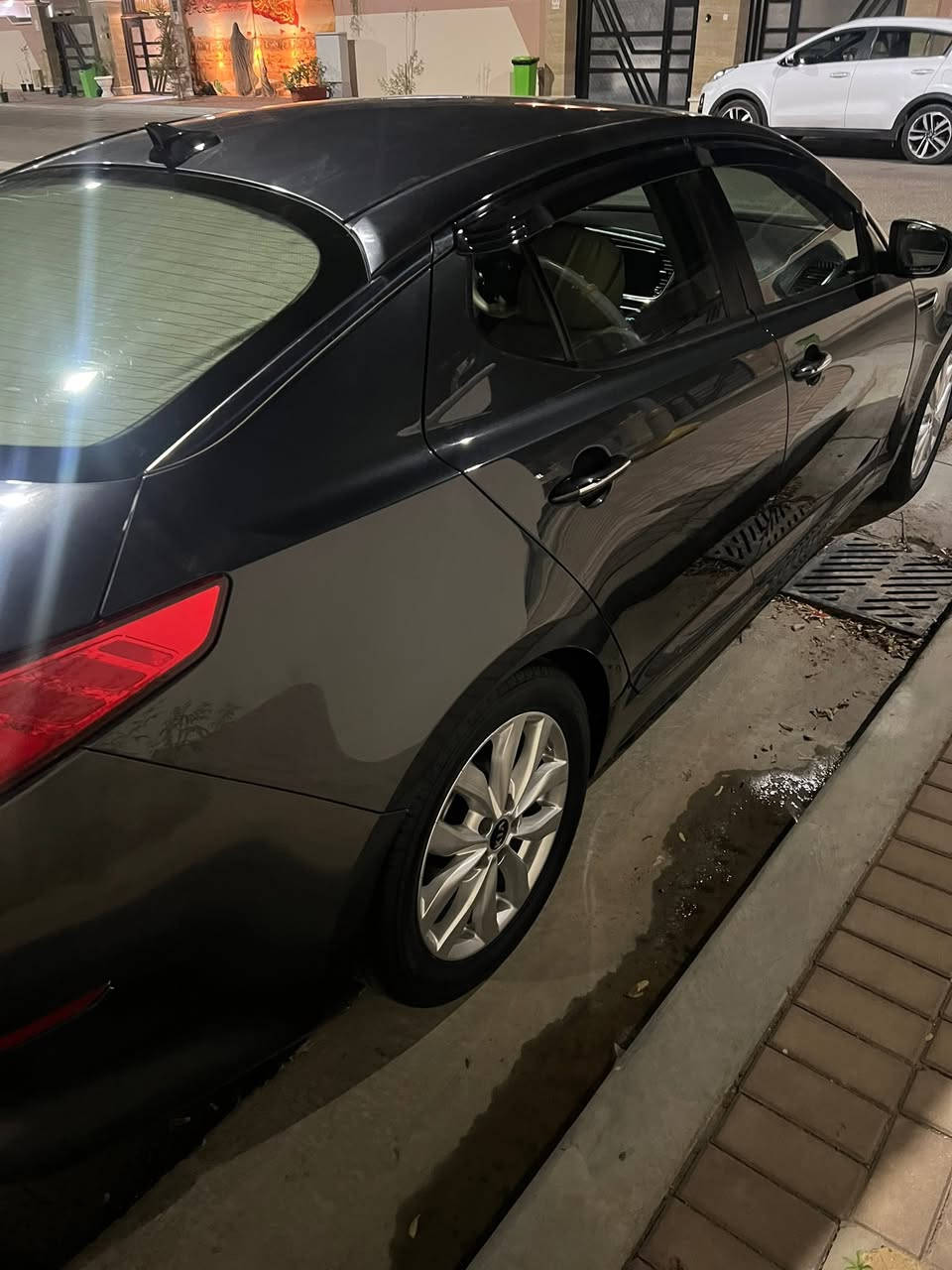 نوع ابتما موديل 15سياره فول عدا الفتحه سياره كفاله عداالبنيد مرشوش فقط بدون حادث سياره جديده بدون نقص رقم بصره تحويل السعر113حته بارد مبيها بالعافيه ليأخذه وأسف للاطاله***********
