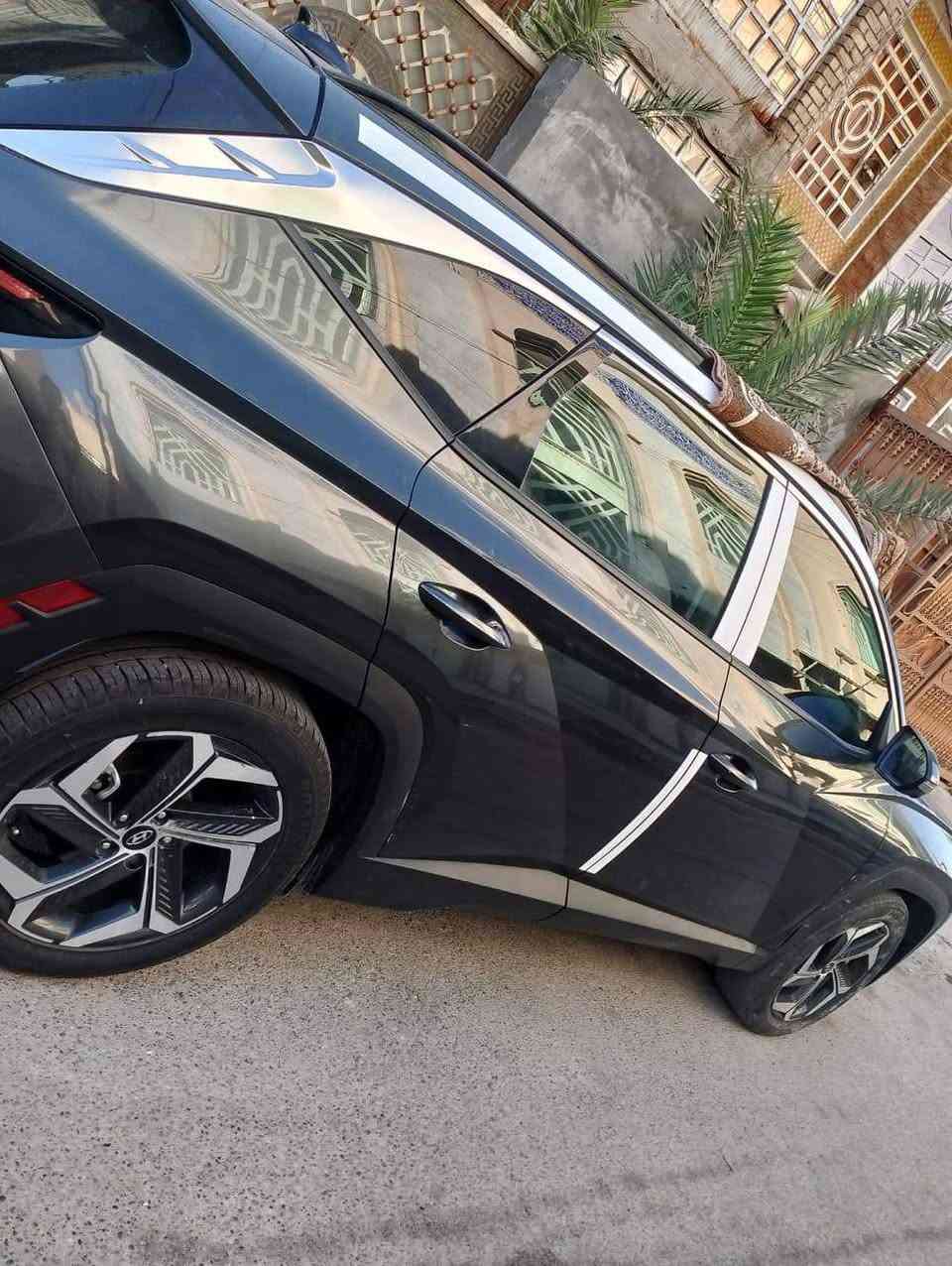 للبيع توسان لمتيد 2023  ✅

سعرها ادخل ع رابط https://t.me/carssofiraq/15278

فول فول مواصفات  لمتد 1/1 VIP

1- بصمه + بصمه ابواب لمس

2- بانوراما 

3-كيج الكتروني متغير 

4- ( كاميرات عدد 5 ) 

5-كير دكمه 

6-نقط عمياء

7-رادارات امامي خلفي جانبي

8-قيادة الية 

9- تتقدم للامام وللخلف ب بصمه

10-هندبريك بصمه

11-كشنات جلد ابيض

12-كشنات كهرب

13-كشنات خزن ميموري

14-كشنات تبريد وتدفئه امامي خلفي وتدفئه استيرن

15-بك لايت لد

16- لايت لد + زينون

17- شاشة كبيرة لمس

18- تثبيت سرعة

19- من تشغل اشارة يقلب الكيج كامره

20- شارة جانبيه

21- ويل كب كبير كروم

22-تحديد مسار 

23-صندوق كهربائي

24- فول تحكمات ستيرن

25-تبريد لمس

26- السماعات شركة BOSE

26- شحن وايرلس

27-نظام gps خرائط

28- شفتات كير ب ستيرن

29- حساسات امامي خلفي

30 - تشغيل عن بعد 

31 - اوتو بارك 

32 - المرايه الوسطيه (اوتو دم ) يعني الي وراك مشغل عالي المرايه اوتماتيكي اصير سوده 

وبعد بيه هواي مواصفات ماذاكرهن

33 - مود ادرايف ( اقتصادي - سمارت - سوبر - وثلجي )

34 - سياره فور ويل اج تراك 

35 - نظام نزول منحدرات 

37 - نظام التبريد دفيوز

38 - تبريد قطعتين امامي خلفي 

39 - فول سستم ايرباك 

40 - شاشه بيه ابل كار بلي 

‏41 - AUTO HOL

42 - رقم بغداد بأسمي

43- محرك 2500 بانزين

وارد امريكي

سونار موجود 

جديده 

ملاحظه/السياره باسمي 

مكان السيارة / بغداد البلديات 

للتواصل ***********
.
.
🚗اعرض سيارتك ع اقوى قناة تلكرام للبيع و شراء سيارات ادخل ع رابط 
👇👇
https://t.me/carssofiraq
