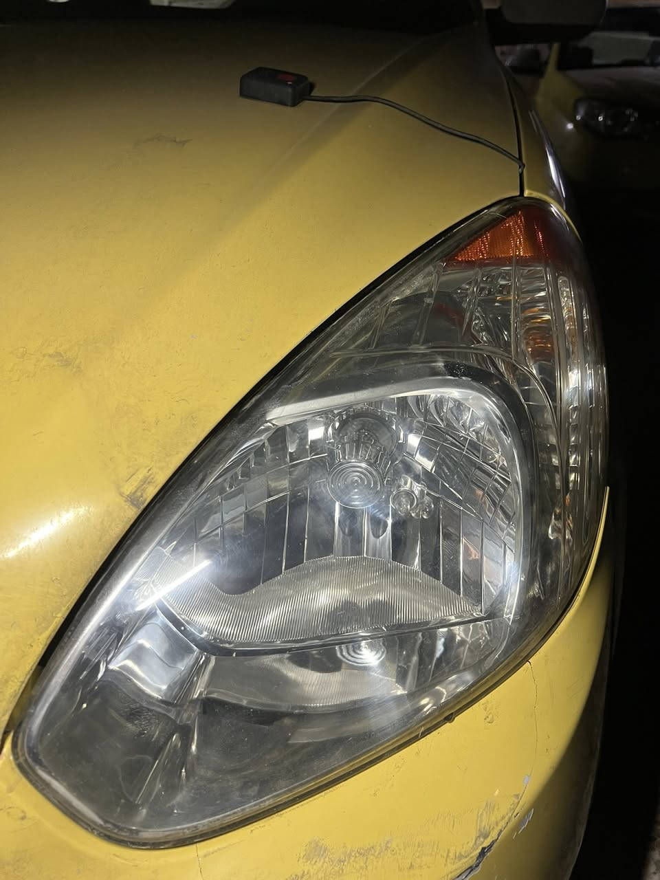 السلام عليكم زوج لايتات اكسنت 2011 انضاف اصليات السعر 100الشراي يتصل***********او خاص موصل ١٧تموز
